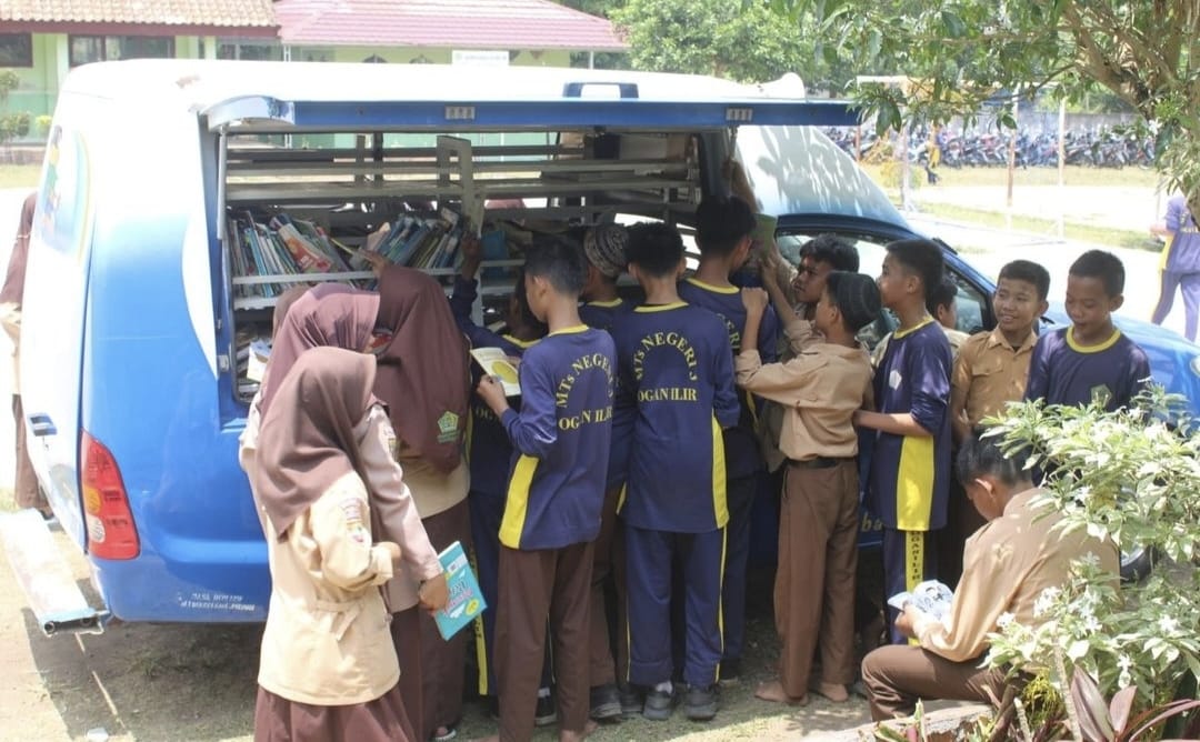 Tingkatkan Literasi Pelajar, Jadwal Mobil Perpustakaan Keliling Bakal Diperbanyak dalam Sepekan