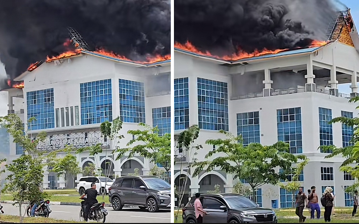 Siang Ini Kantor Pemkot Pekanbaru Terbakar, Api Mulai Melahap Bagian Atap di Lantai 5 Gedung Lipat Kajang  