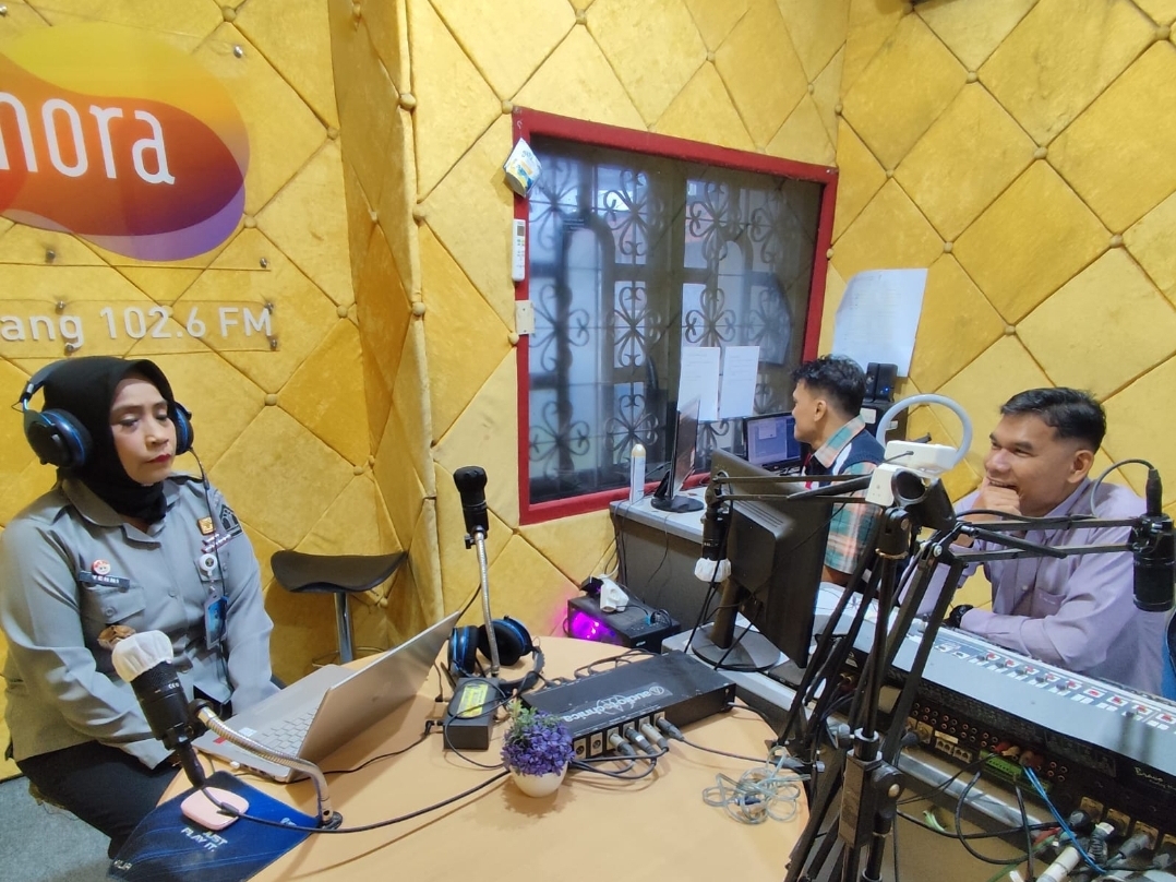Kemenkum Sumsel Edukasi Rahasia Dagang dan Pencegahan Pelanggaran KI Lewat Talkshow Radio Sonora