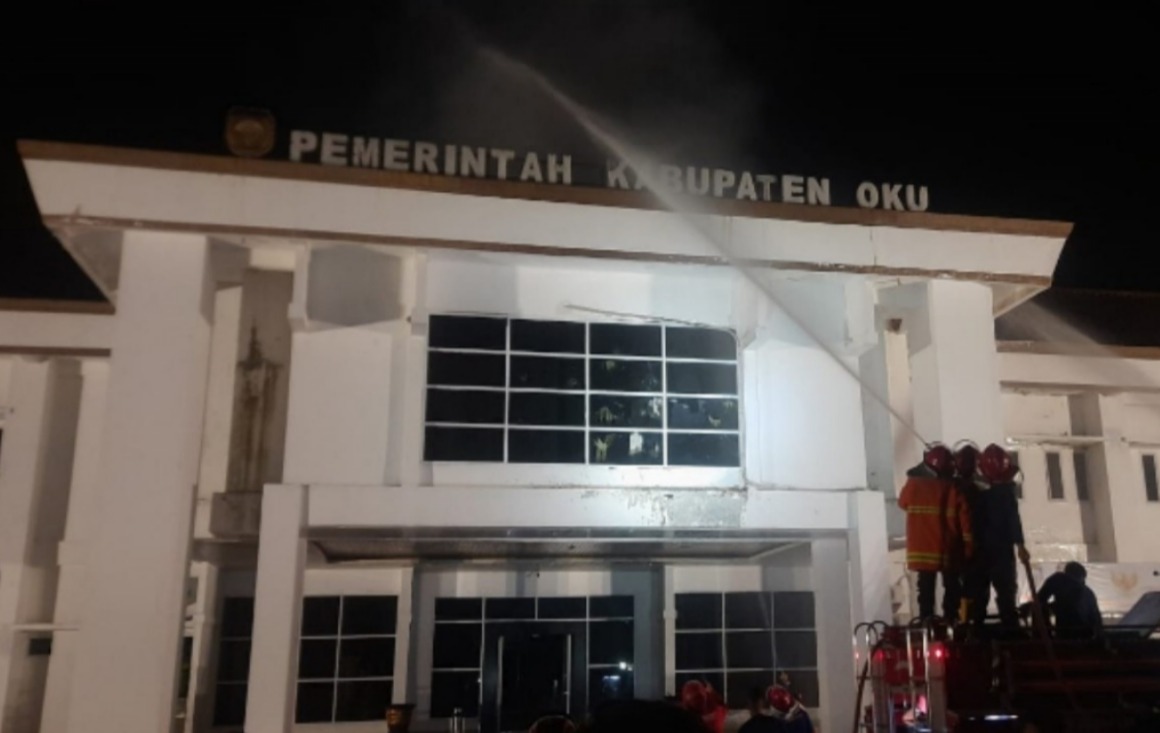 Update Gedung Pemkab OKU Terbakar, Api Hanguskan Ruangan Kerja Bupati dan Protokol, Tak Ada Korban Jiwa
