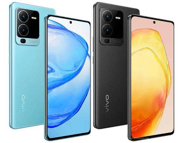 Vivo V25 Pro Mengusung Desain Ergonomis dan Elegan Dibalut Kecerahan Tinggi 1300 Nits