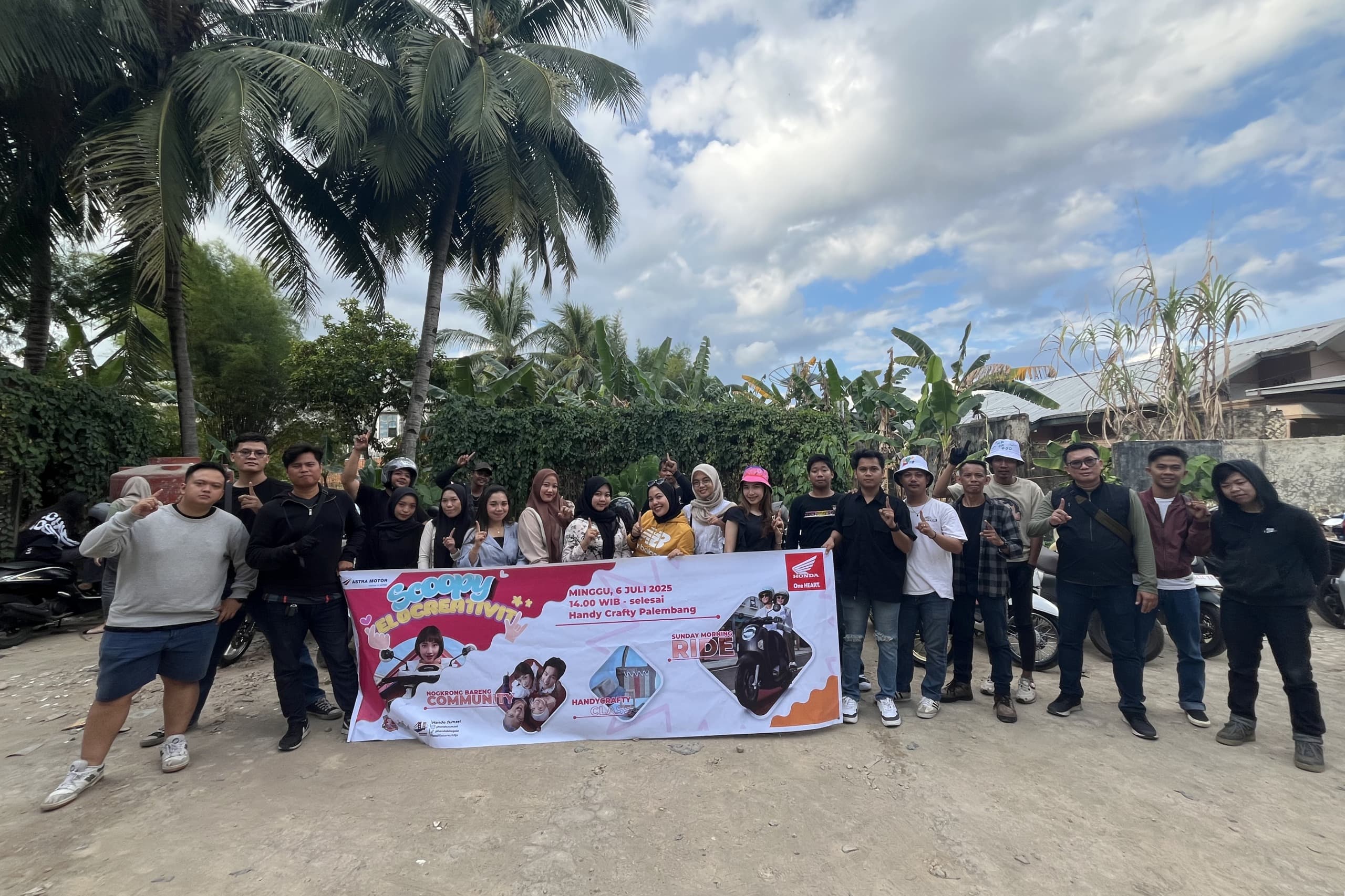 Komunitas Scoopy Palembang Ekspresikan Gaya Lewat City Rolling dan Fun Painting