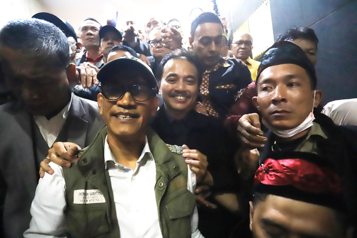 Roy Suryo Ditangkap, Refly Harun Sebut Kasus Ijazah Jokowi Masih Diperdebatkan