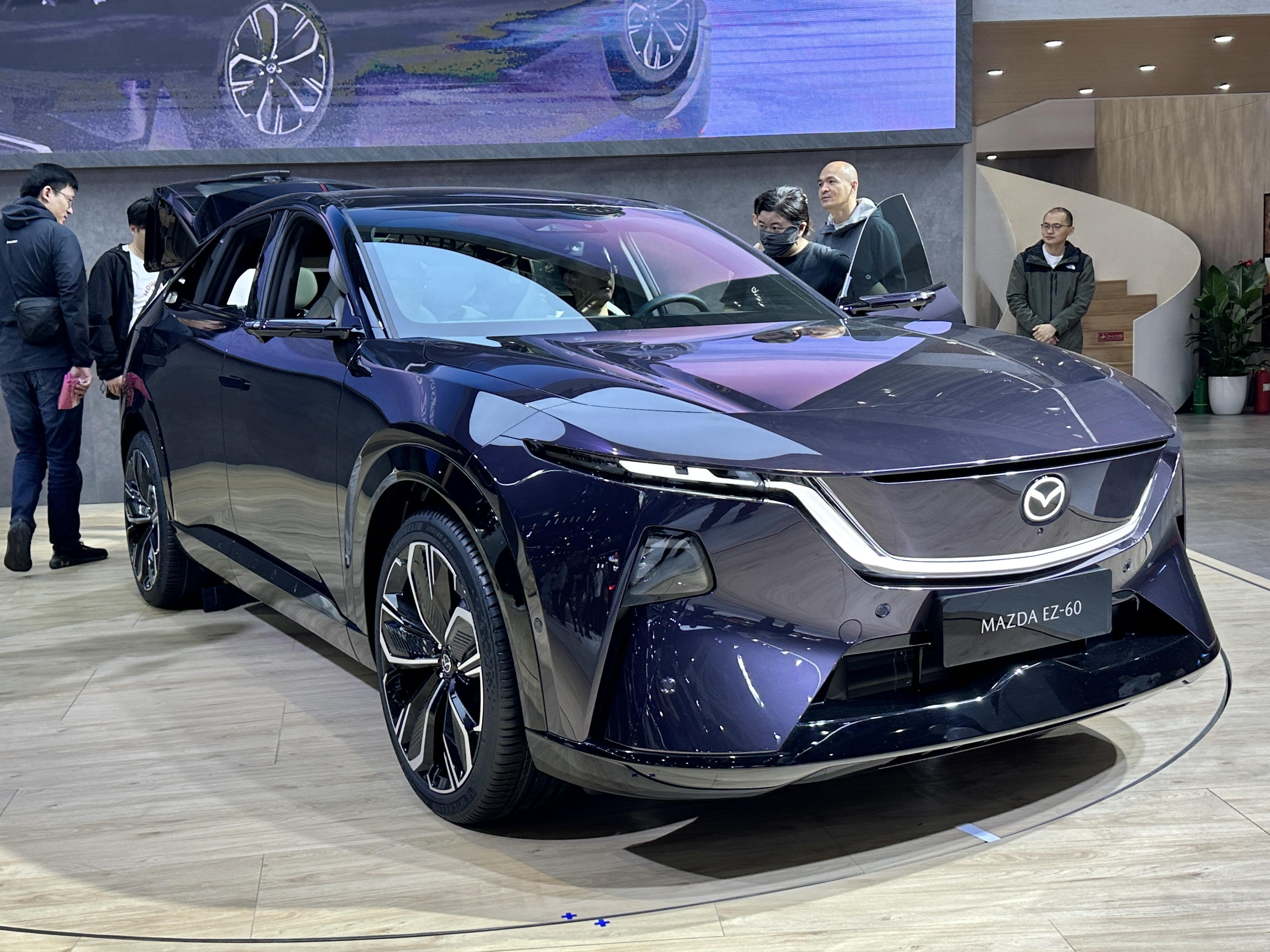 Mazda EZ-60 Hadir Gegerkan Pasar, SUV Listrik Premium dengan Harga Rp280 Jutaan