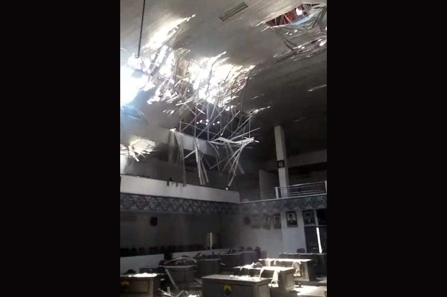 Ruang Rapat Gedung DPRD Cianjur Ambrol Diguncang Gempa