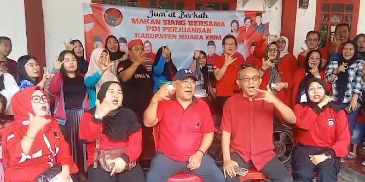 DPC PDIP Muara Enim Launching Program Makan Jumat Marhaen di Graha Merah PDI Perjuangan 