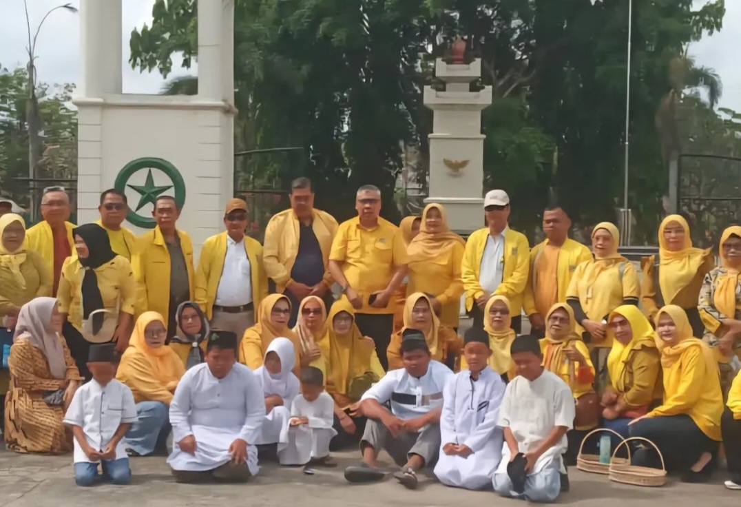 Ziarah ke Makam Pahlawan hingga Santuni Anak Yatim, Cara DPD Partai Golkar Ogan Ilir Peringati HUT ke-61