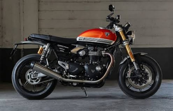 Triumph Speed Twin 1200, Motor Klasik Cruiser Modern Berotot dengan Performa Buas Andalan Pecinta Touring