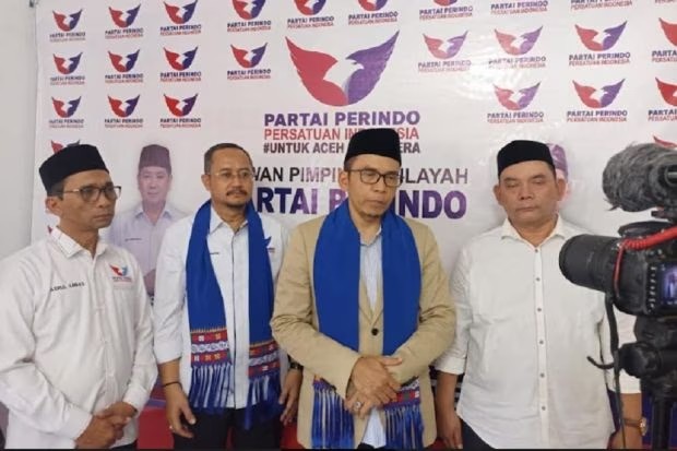 Konsolidasi dan Ziarah Makam Syiah Kuala, Ini Pesan TGB ke Kader Partai Perindo Aceh