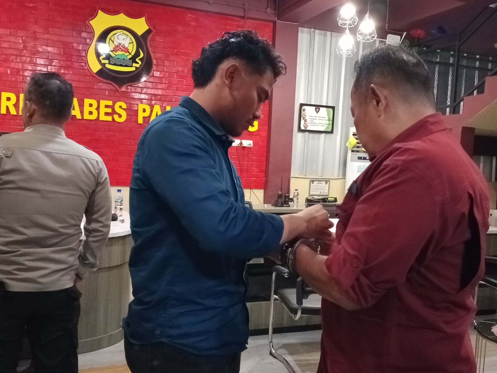 Pinjam Uang Ratusan Juta Imingi Proyek Fiktif Senilai Miliaran Rupiah, Pria di Palembang Diserahkan ke Polisi