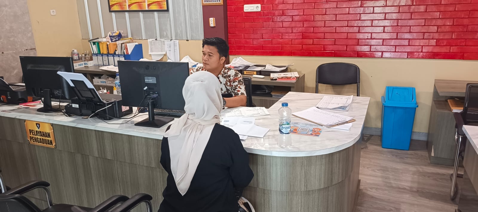 Diberi Pekerjaan Renovasi Rumah, Uang Jutaan Rupiah IRT di Palembang Raib Dibawa Kabur Tukang 