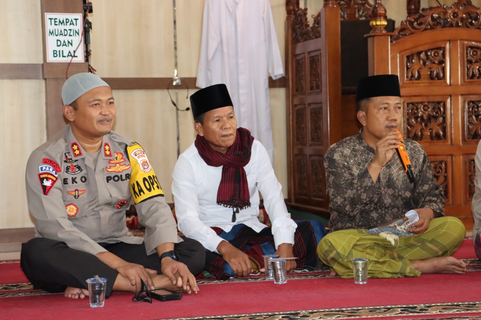 Kapolres Lahat Terima Laporan Langsung Jemaah dan Pengurus Masjid