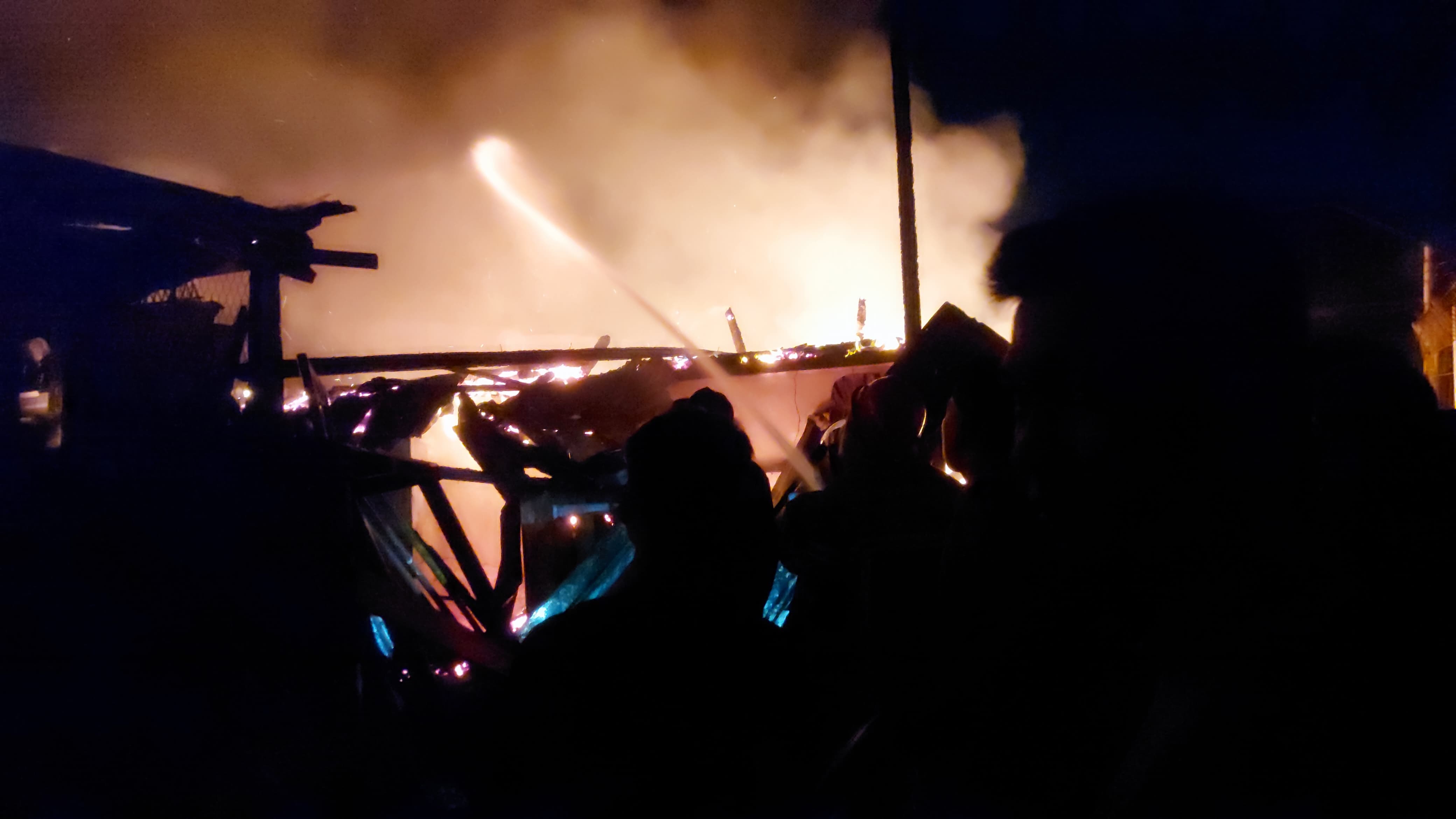Rumah Kosong yang Ditinggal Penghuni Diduga Jadi Penyebab Kebakaran Saat Azan Magrib