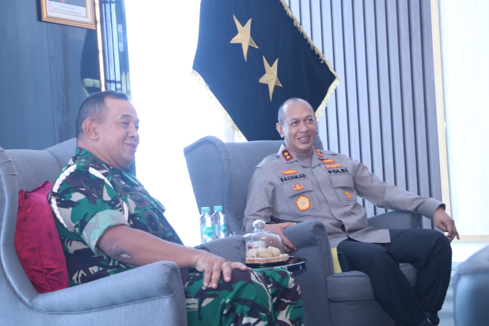 Perkuat Sinergi TNI-Polri, Danpuspomad TNI Sambangi Mapolda Sumatera Selatan 