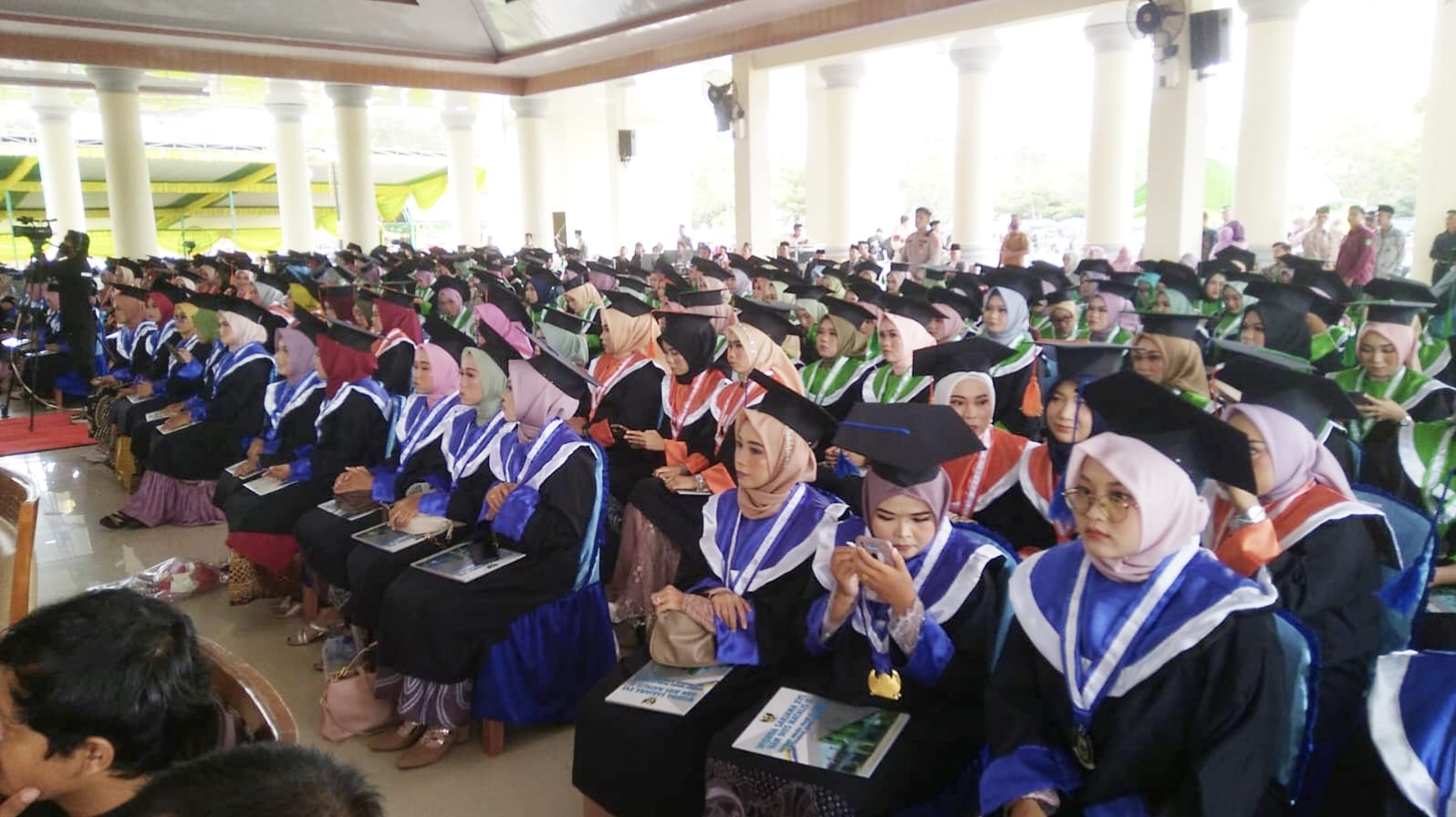 264 Mahasiswa IAIQ Al-Ittifaqiah Indralaya Ogan Ilir Diwisuda