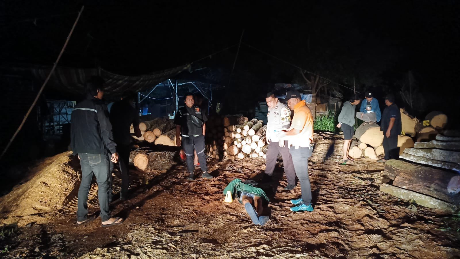 Pamapta Polres Ogan Ilir & Unit Identifikasi Lakukan Olah TKP Pembunuhan, Identitas Pelaku Berhasil Dikantongi