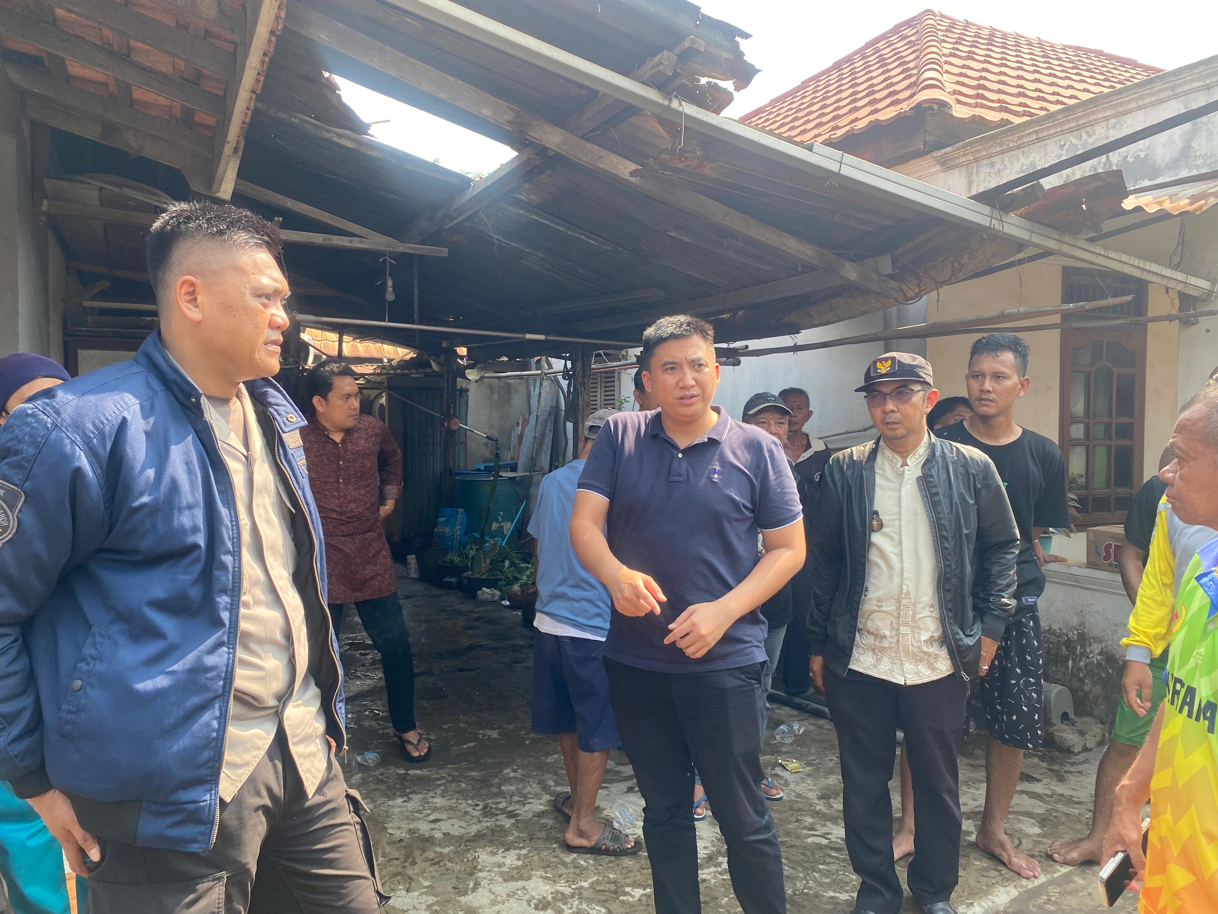 Warga di Kertapati Palembang Berhamburan Pulang Salat Jumat, Satu Unit Rumah Dilalap Si Jago Merah