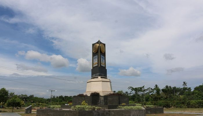 Bentuk Pusat Kota Baru di Kecamatan Panang Enim dan Sport Center Terpadu