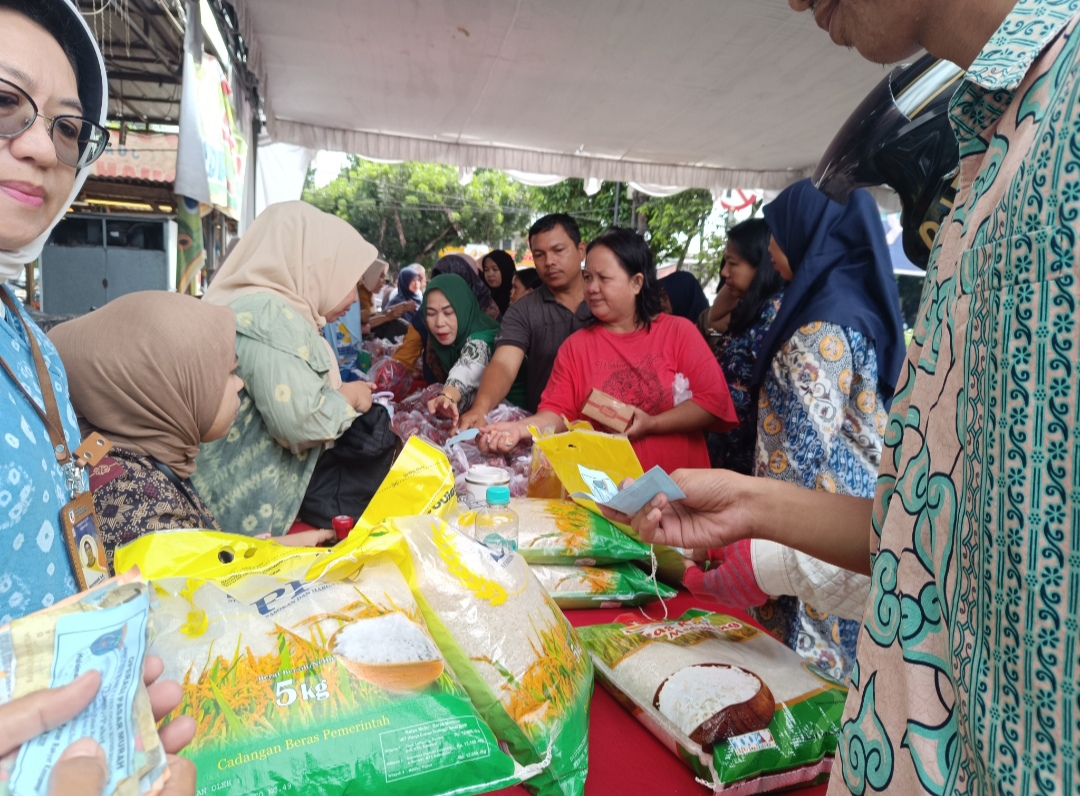 Jelang Nataru Pemkab OKI Gelar Pasar Murah