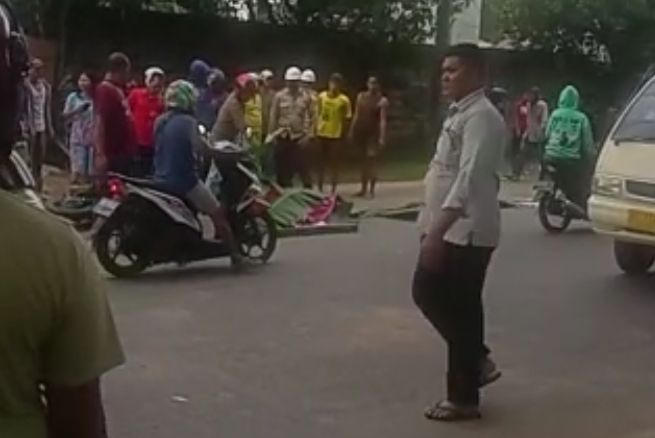 Tabrak Truk Pengangkut CPO, Pegawai Honorer Dishub Kota Palembang Tewas di Lokasi Kejadian
