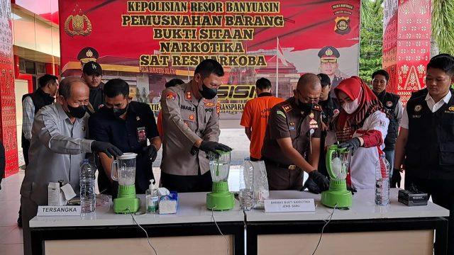 Musnahkan Narkotika Jenis Sabu Seberat 1.200 Kg