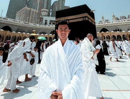 Pratama Arhan Unggah Momen Khusyuk di Mekkah, Caption Jadi Sorotan