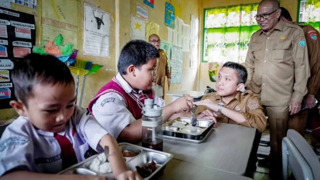 Bupati Ogan Ilir Tinjau Sekolah Penerima MBG di SDN 8 Tanjung Raja