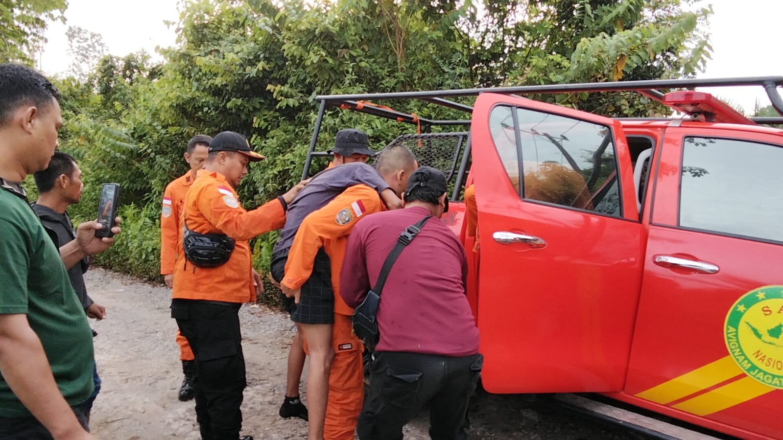 Melompat dari Pos, Karyawan Batu Bara di Banyuasin Ditemukan Tim SAR Gabungan di Hutan, Kondisi Linglung