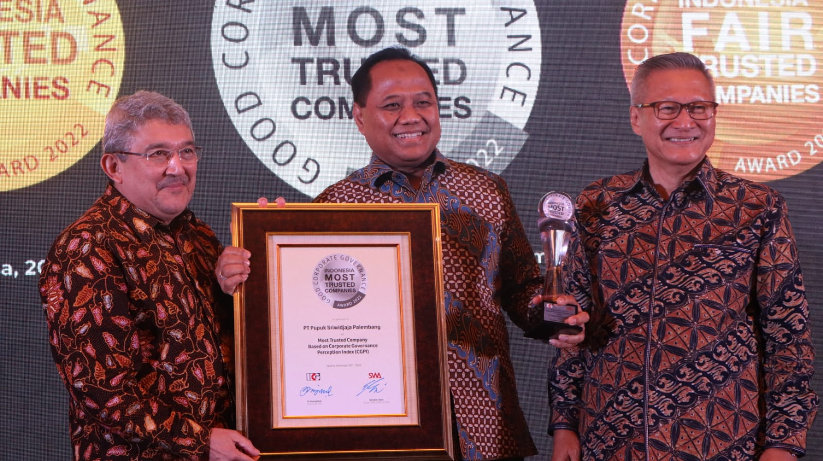 Sah! Gelar The Most Trusted Company tahun 2022 Milik PT Pusri Palembang