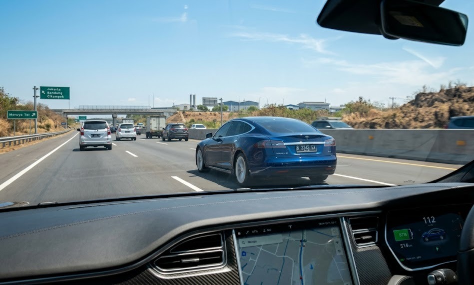 Cuaca Panas Maret Bisa Pangkas Jarak Tempuh Mobil Listrik? Ini Cara Menjaga Range EV Tetap Stabil