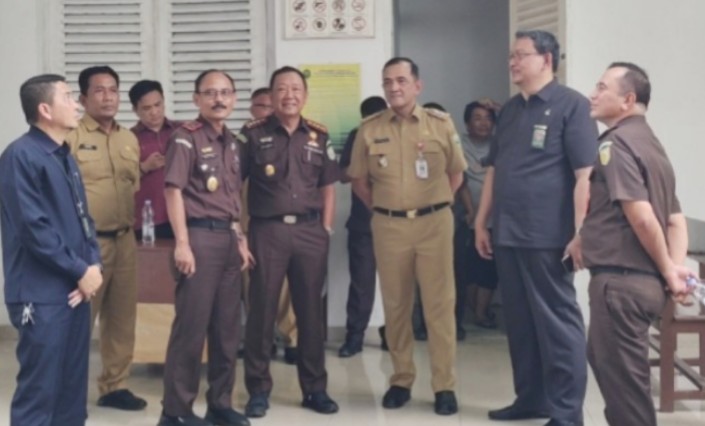 Sekda Sumsel Tinjau Langsung Kesiapan Museum Tekstil Jadi Gedung Sementara PN Palembang