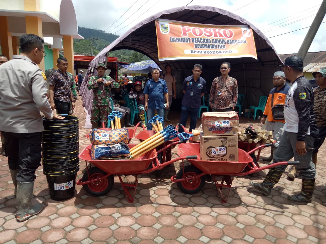 Tanggap Bencana Banjir Ijen Bondowoso, BRI salurkan Bantuan Bagi Warga Terdampak