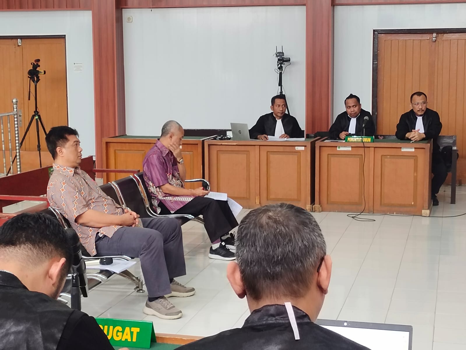 Dikawal Brimob, Tersangka Korupsi Pengadaan Retrofit PLTU Bukit Asam UIT PT PLN Sumbagsel Hadapi Dakwaan KPK