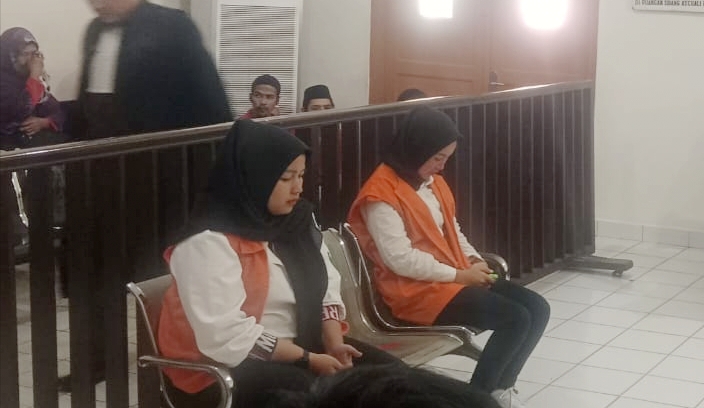 2 Wanita Kurir Narkotika Ini Hanya Tertunduk Saat Dituntut JPU Kejati Sumsel Pidana 9 Tahun Penjara