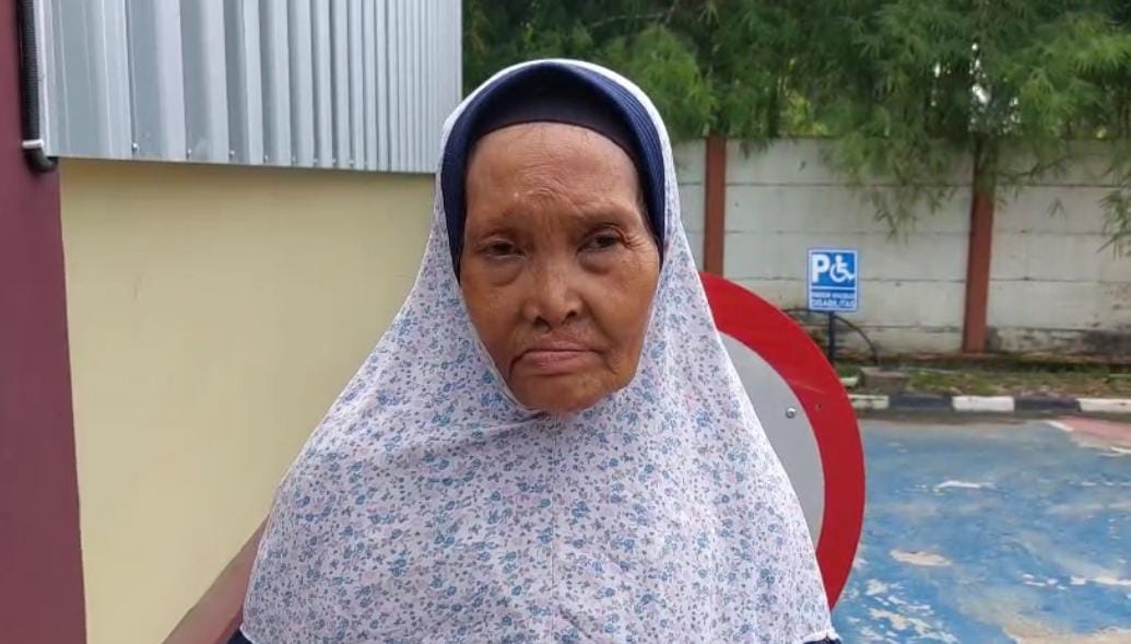 Nenek Jualan Ikan Asin di Palembang Ini Dianiaya Sesama Pedagang, Dinilai Sengaja Cari Masalah