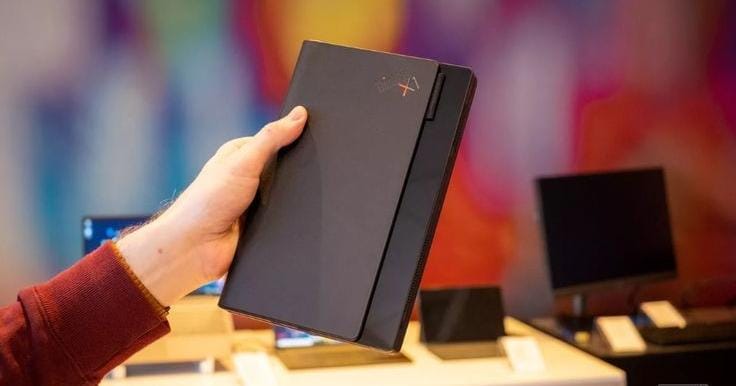 Lenovo Thinkpad X1 Fold Dibekali Teknologi Layar OLED Fleksibel yang Mendukung Multitouch dan Stylus