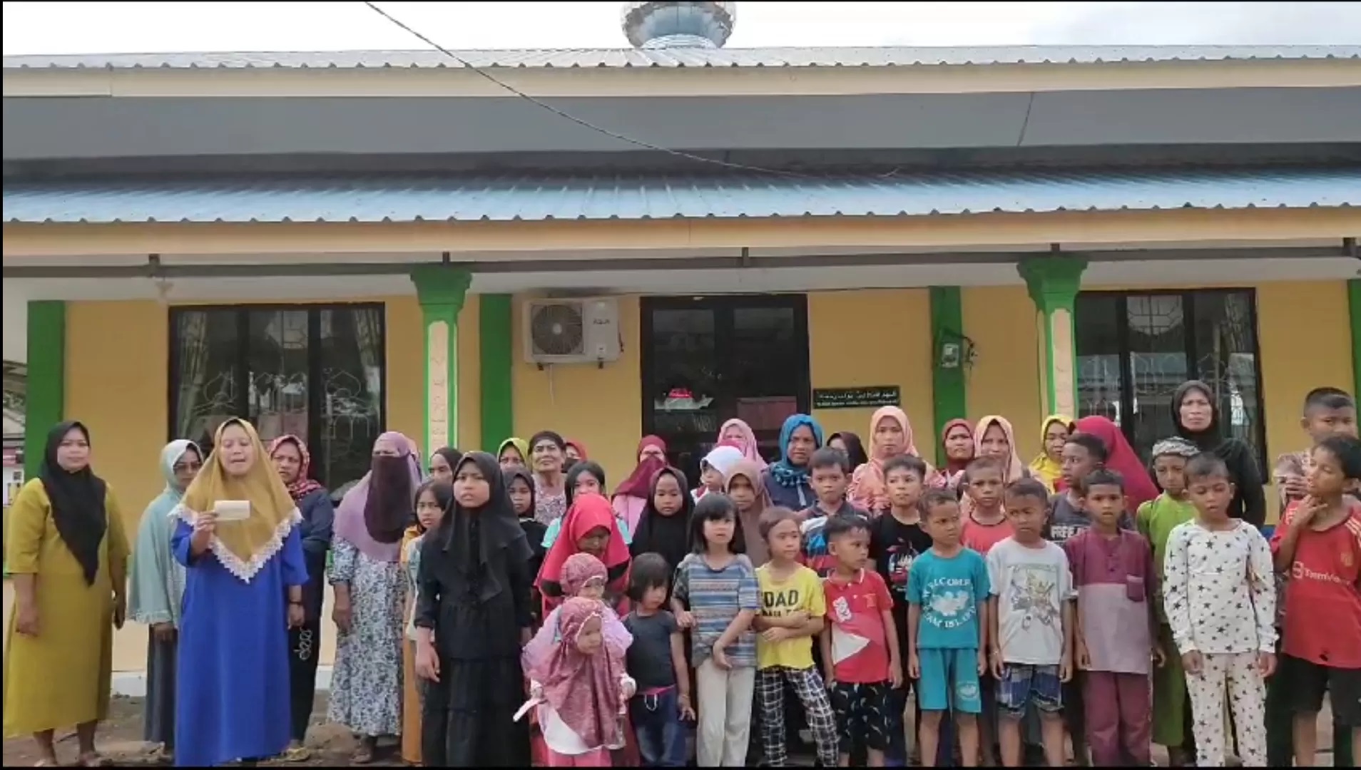 MENGHARUKAN! Beredar Video Jeritan Hati Anak-Anak Pulau Rempang: Tolong, Kami Tidak Mau Pindah!