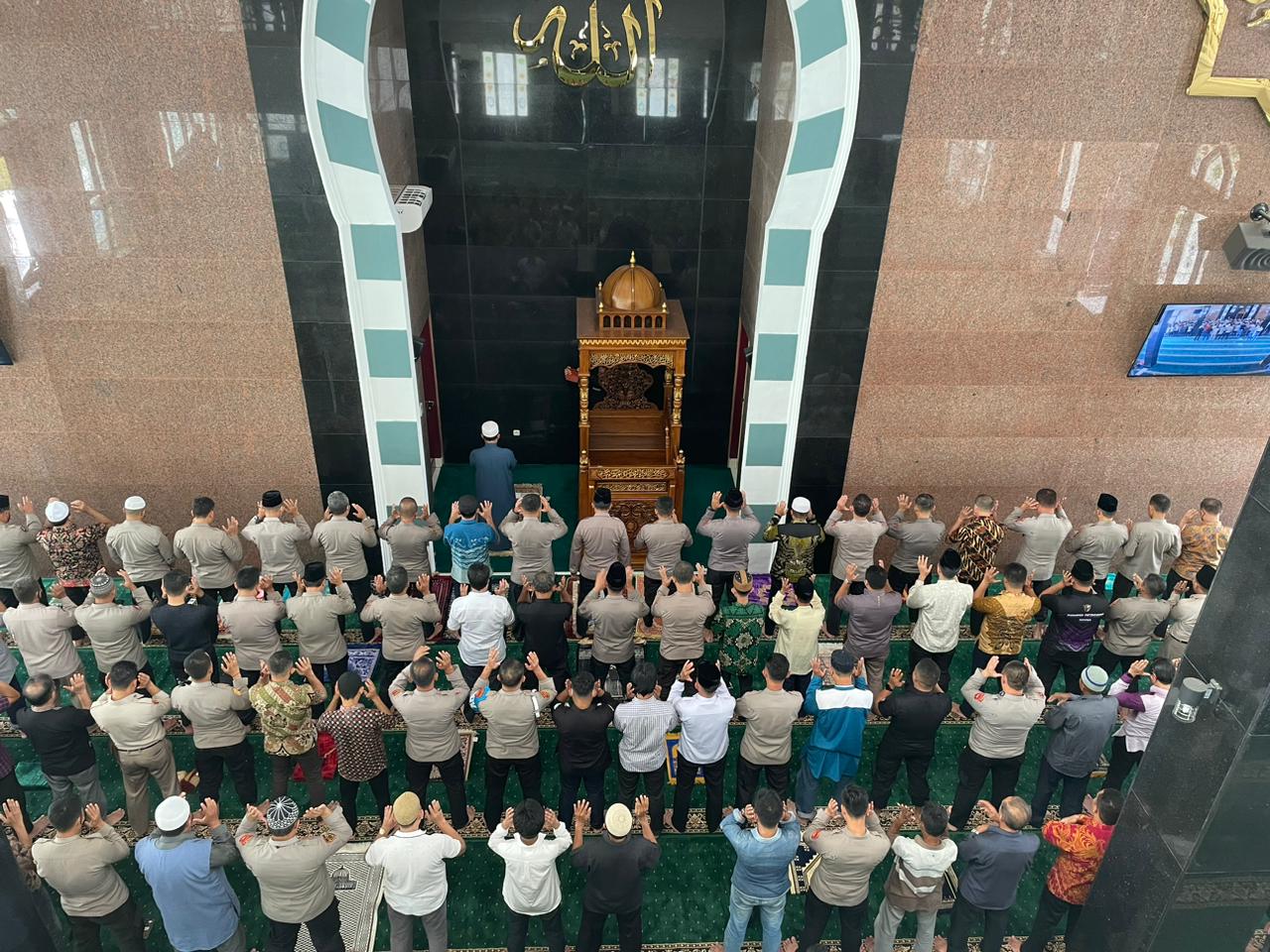 Sholat Jumat Wajib Bagi Umat Muslim, Kecuali 6 Golongan Berikut