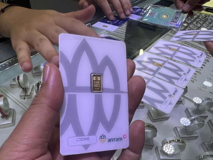 Harga Emas Antam Hari Ini 1 September 2026 Turun Rp6.000, Cek Daftar Lengkapnya