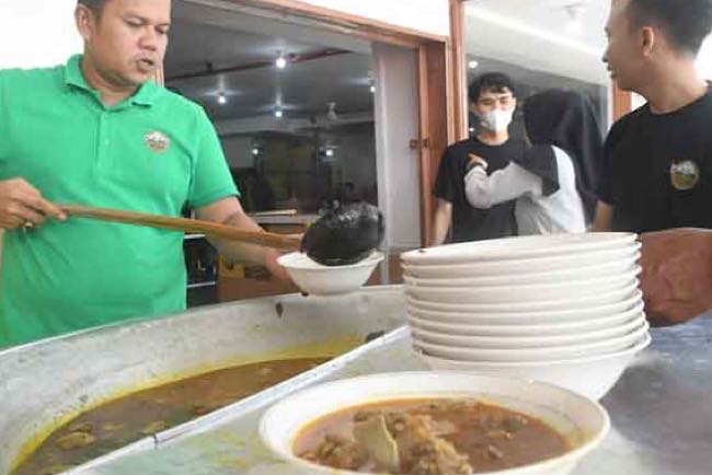 Goyang Lidah Kari Kambing Aceh Pertama Kali Buka di Kota Palembang,  Chefnya Langsung Didatangkan dari Sigli