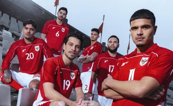 Patahkan Mitos, Timnas Indonesia Dipastikan Pakai Jersey Warna Merah-Putih Lawan Australia Besok