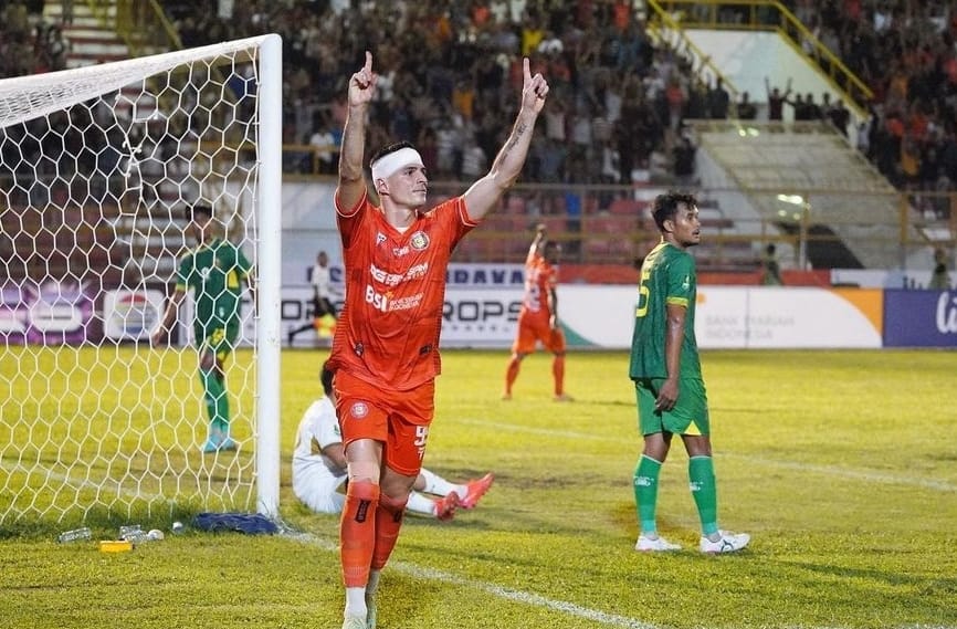 Persiraja Kalahkan Sriwijaya FC 2-0, Kiper Sriwijaya Cedera Setelah Bentrokan dengan Pires