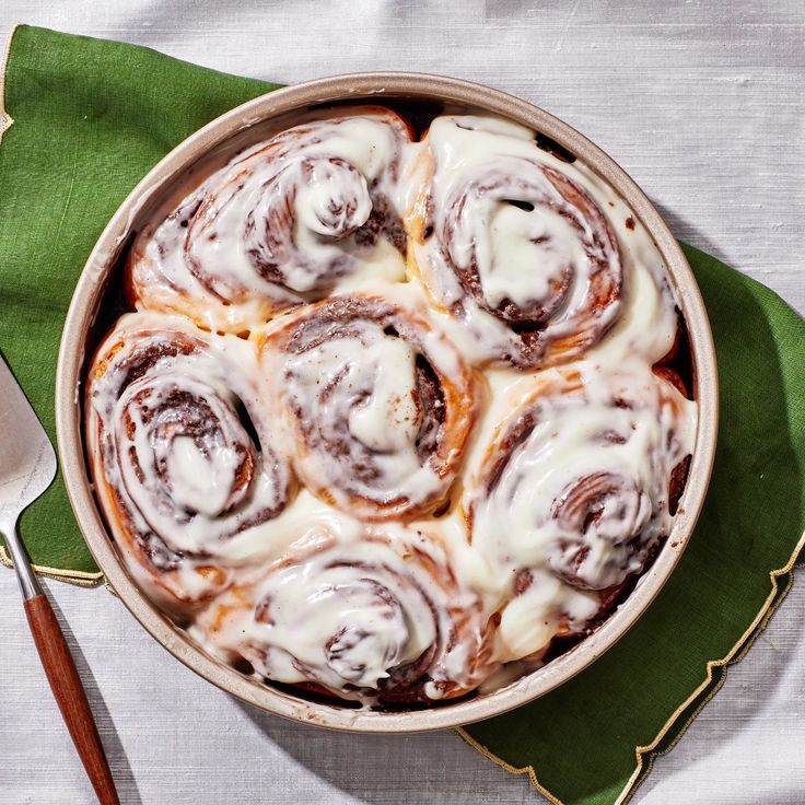 Lumer dan Lembut! Yuk Intip Resep Cinnamon Roll Cream Cheese Aroma Khas Kayu Manis