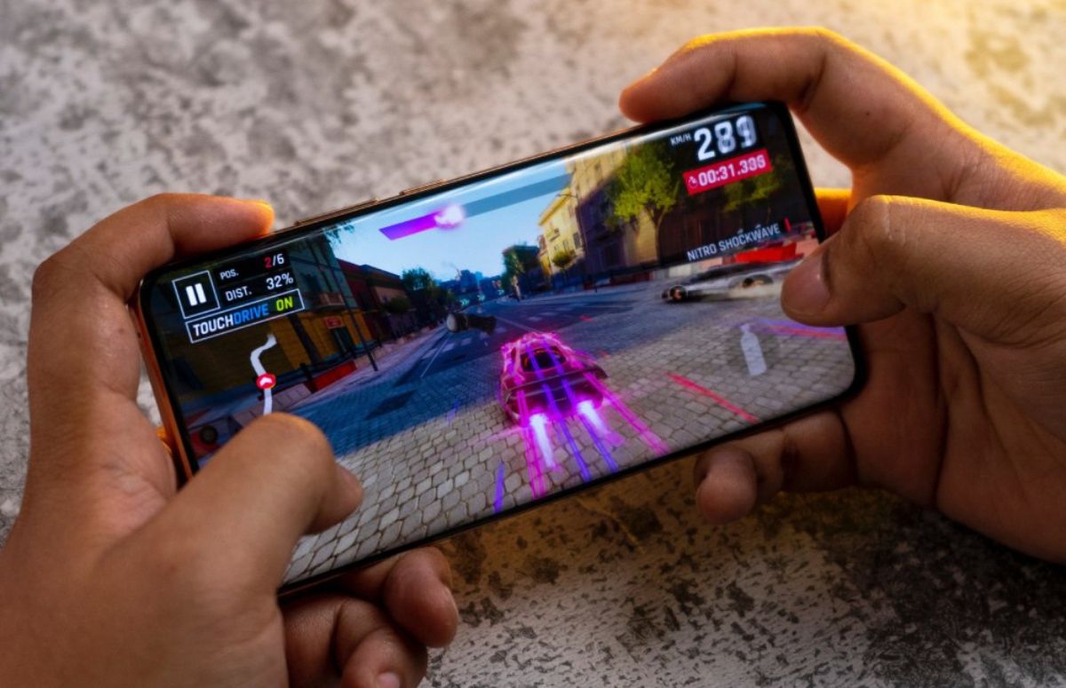 HP 5G Murah Meriah: 10 Rekomendasi HP Rp1 Jutaan Terbaik 2024 untuk Gamer, Main Game Lancar Tanpa Lag!