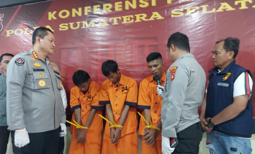Tampang Tiga Pelaku yang Bunuh Sopir dan Bakar Truk di Ogan Ilir, Motifnya?