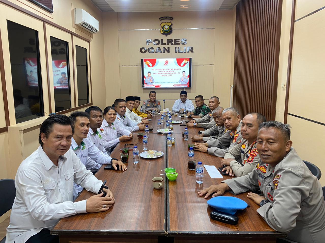 Polres Ogan Ilir Gelar Doa Bersama Lintas Agama dalam Rangka Hari Bhayangkara ke-79