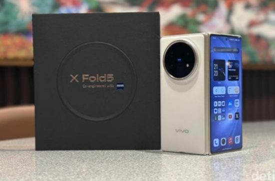 Vivo X Fold5 Disupport Performa Multitasking Berkat Chipset Snapdragon 8 Gen 3
