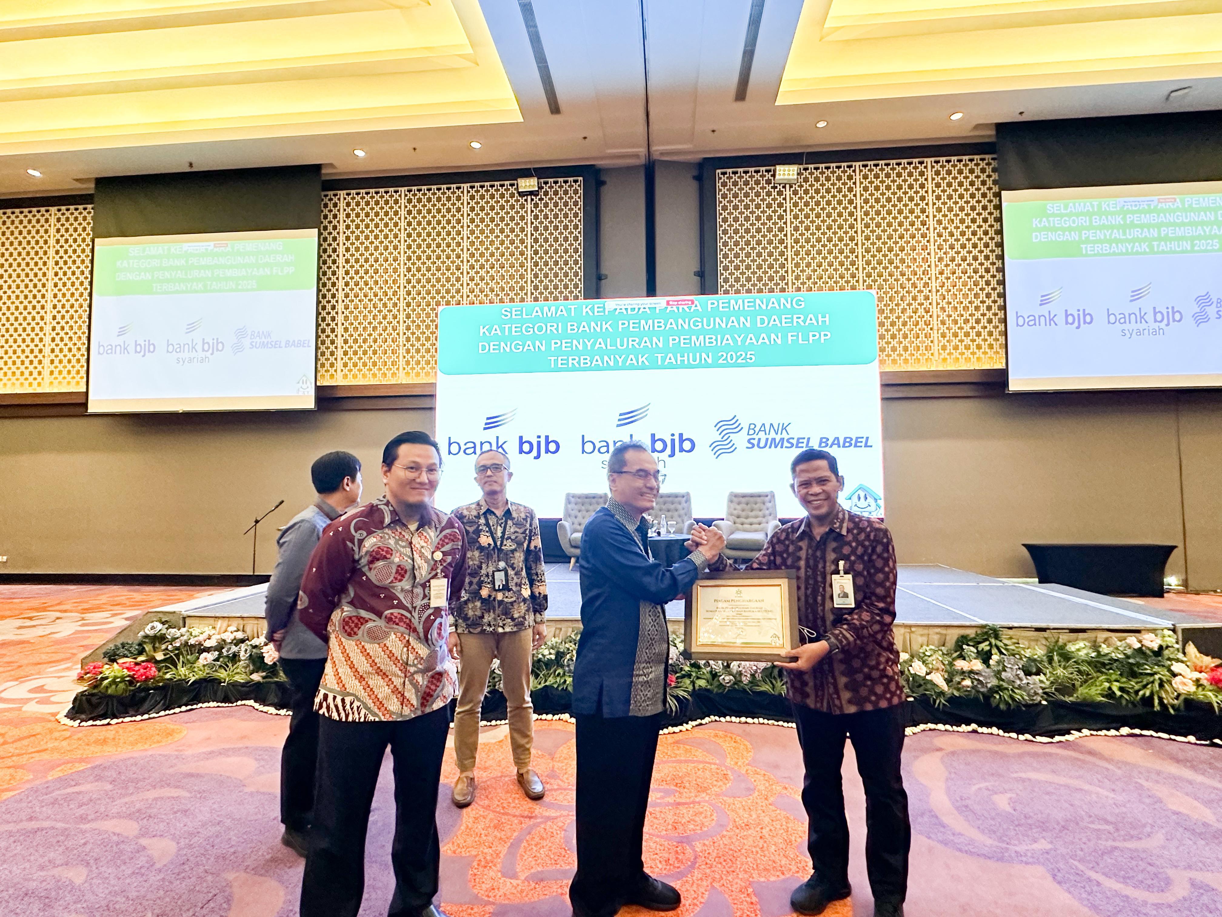 Bank Sumsel Babel Borong Dua Penghargaan dari BP Tapera