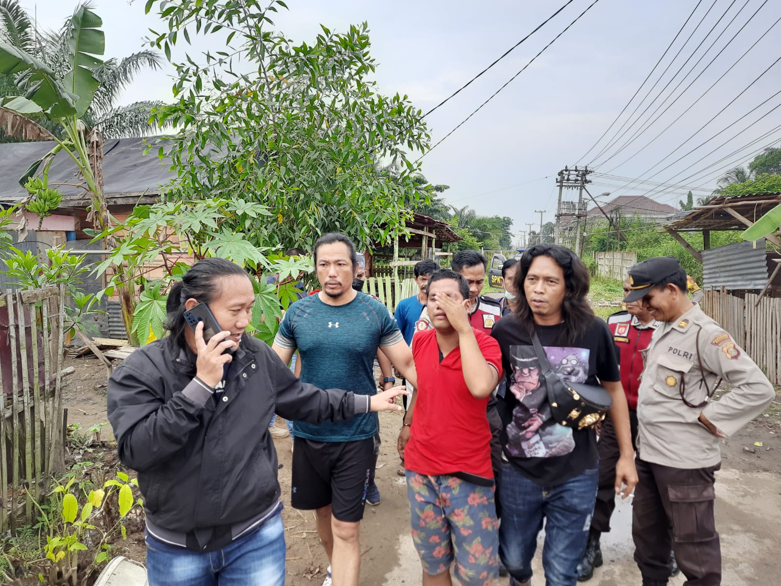 Tidak Diberi Uang Beli Rokok, Seorang Anak Ancam Orang Tua Pakai Sajam 