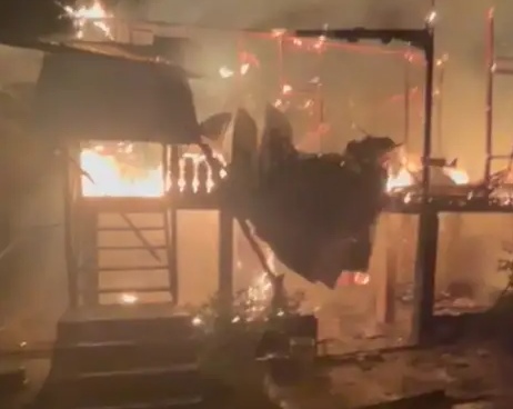 Rumah Warga Mesuji Raya OKI Hangus Terbakar Saat Hujan Gerimis